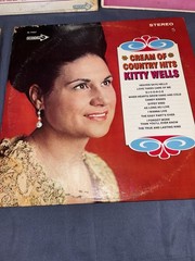 KITTY WELLS – COLLECTION OF KITTY WELLS RECORDS – LOT OF 5 LPS