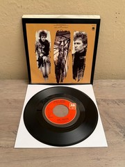 LISTEN 🎶 THE POLICE SYNCHRONICITY II STING PICTURE SLEEVE 45′ VINYL
