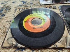 The Beatles I Want To Hold Your Hand Capitol 5112 45 RPM IAM Scranton PS VG