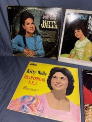 KITTY WELLS – COLLECTION OF KITTY WELLS RECORDS – LOT OF 5 LPS