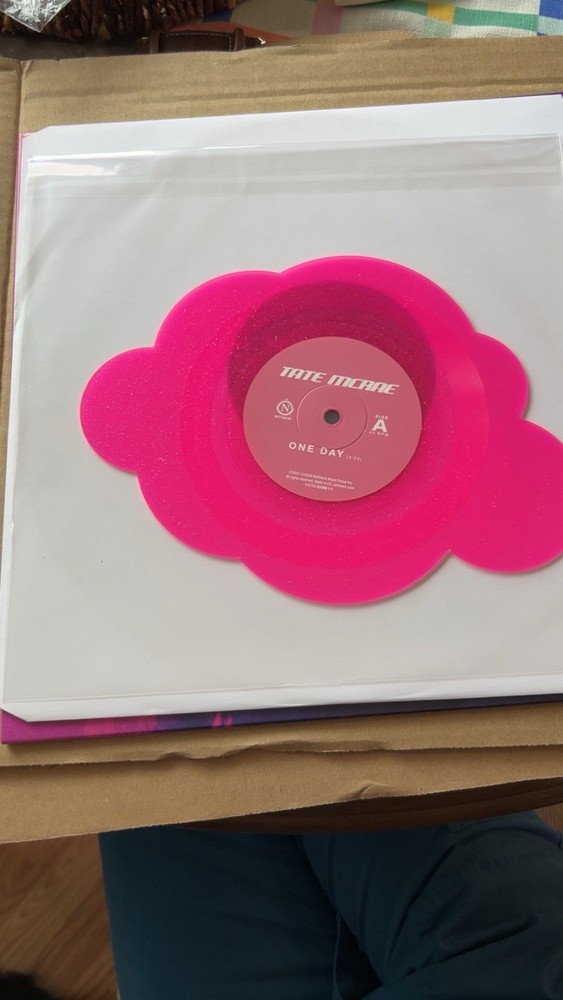 Tate McRae The One Day LP Cloud Shaped Vinyl sparkly pink with pink/blue vinyl