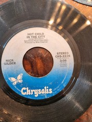 Lot of 11 45rpm Vinyl Records 7” Vintage Gilder, Rodgers, Honey, Commodores Pics