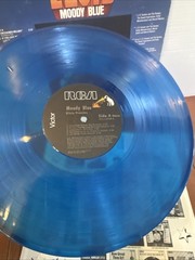 VTG 1977 Elvis Presley Moody Blue 12″ Blue Vinyl LP RCA Victor album