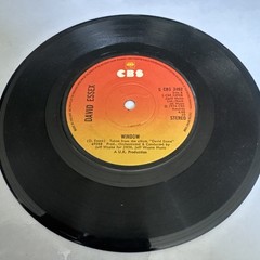 Vinyl singles 1970s x 9 incl Queen, David Essex, Suzi Quatro, Rod Stewart