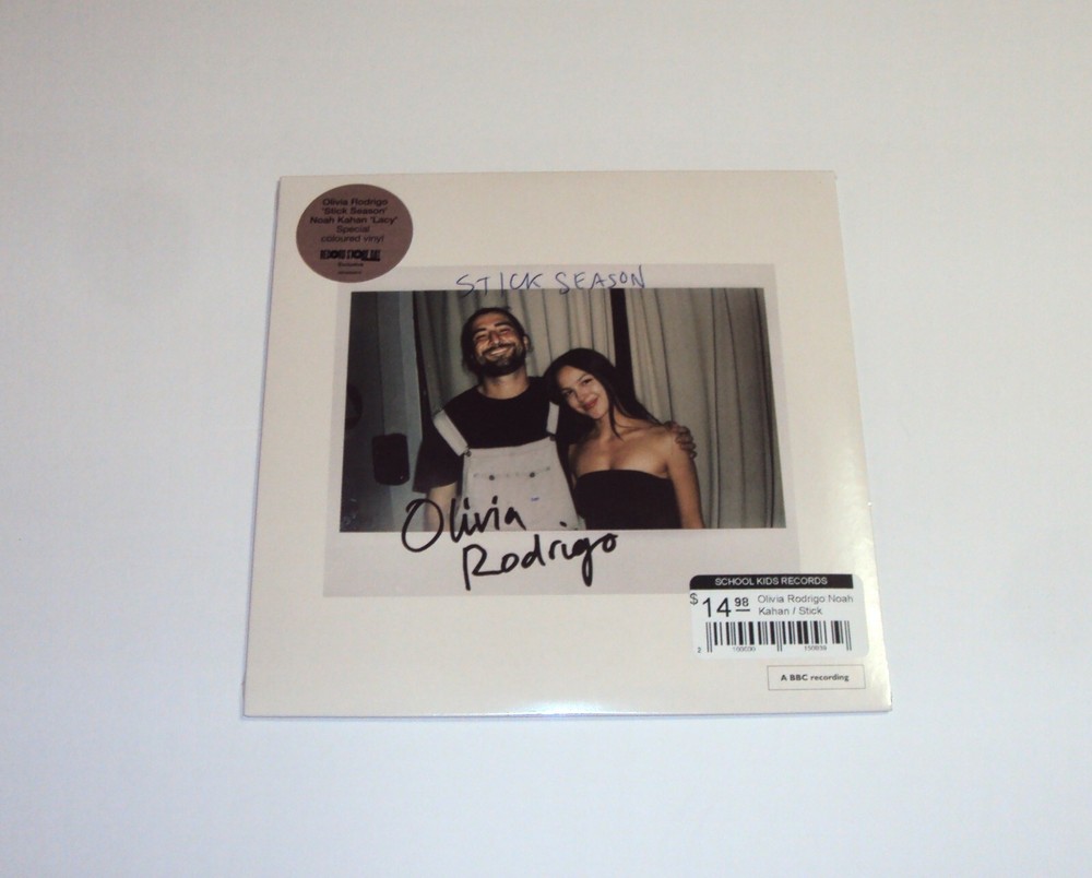 Olivia Rodrigo & Noah Kahan VINYL – Stick Season / Lacy – RSD 2024 7″ Mauve