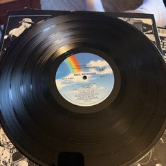 Lot of 2 vintage vinyls LPs Harry Chapin Living Room Suite & Night Ranger Madne