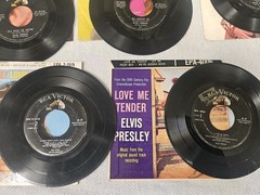 45 RPM RECORD PICTURE SLEEVE ELVIS PRESLEY LOT Of 11 Vinyl 7 Inch Shook Up READ