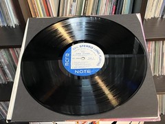 The Three Sounds – Moods (LP) (Good Plus (G+)) – 4145683605