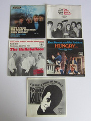 1960s ROCK Lot Of 25 PICTURE SLEEVES 45 RPM No Records STONES Beach Boys