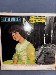KITTY WELLS – COLLECTION OF KITTY WELLS RECORDS – LOT OF 5 LPS