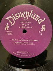 Disneyland Record Magic Mirror Walt Disney’s CINDERELLA Book & LP 1960