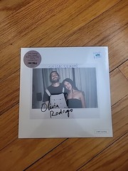 Noah Kahan x Olivia Rodrigo Stick Season / Lacy 7” Single Vinyl RSD 2024 Sealed