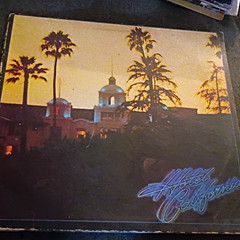 Eagles Hotel California 12″ Vinyl LP 33 RPM Stereo Asylum 1976 6E-103