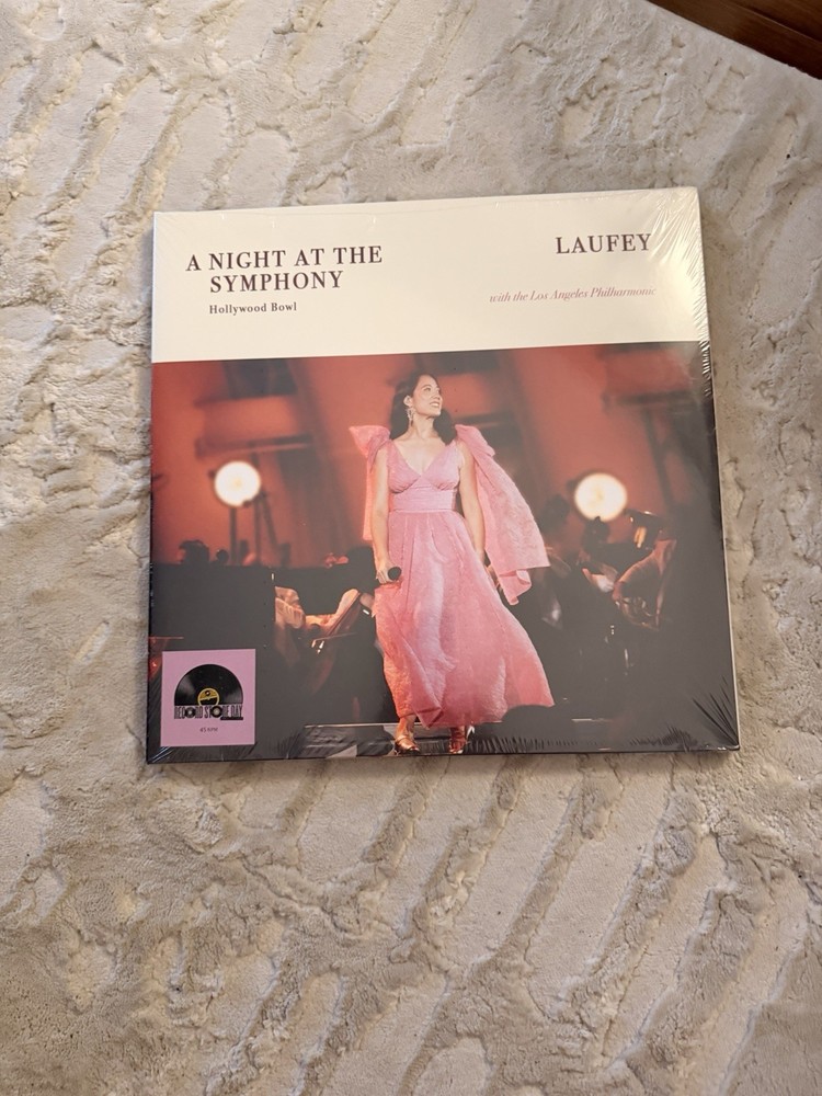 A Night At The Symphony – Hollywood Bowl – Laufey