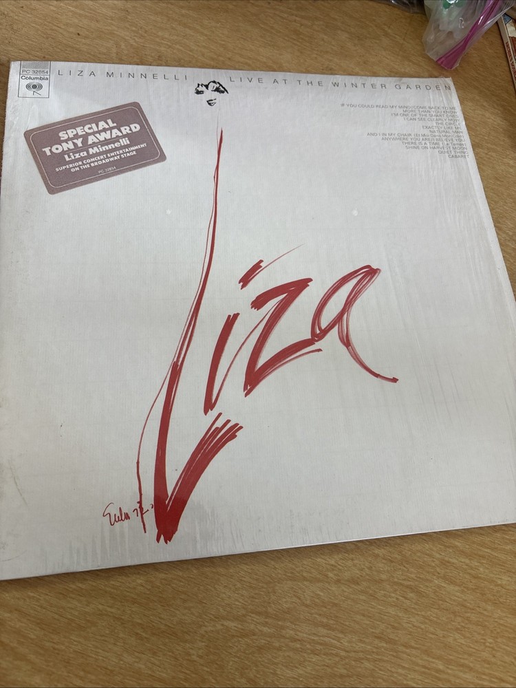 Liza Minnelli – Live At The Winter Garden 1974 Vinyl LP PC32854 Columbia EX/VG+