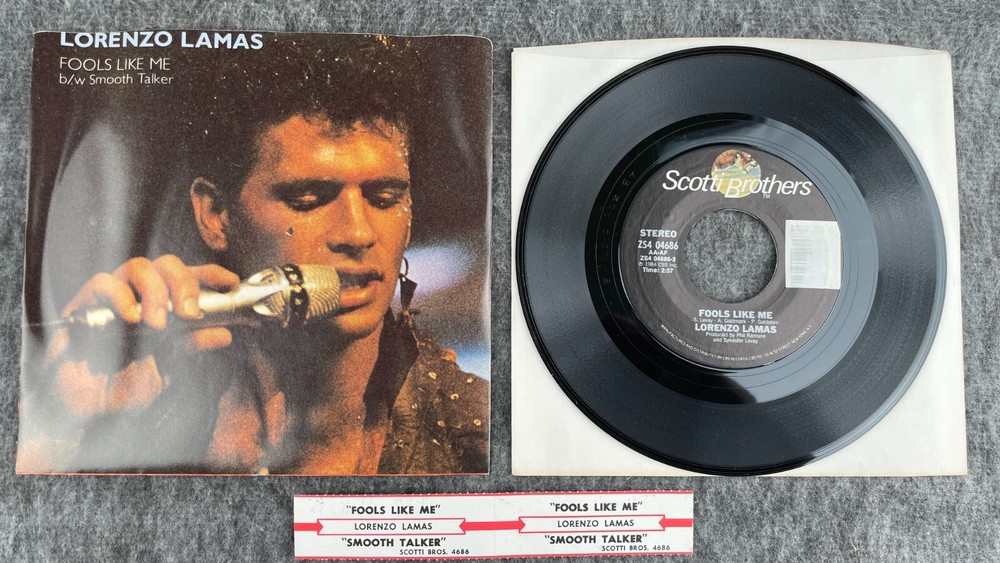 LORENZO LAMAS Fools Like Me / Smooth Talker 45 +PS Scotti Brothers ZS4 04686 NEW
