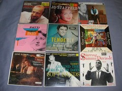 LOT OF (90+) 45RPM EP RECORD SLEEVES ONLY! – EASY LISTENING / POP / NON-ROCK