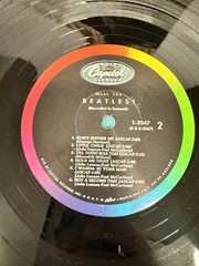 Original 1964 U.S. pressing of Meet The Beatles! on Capitol Records T-2047 Mono
