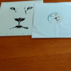 White Lion Pride 12″ Blue Vinyl LP 33 RPM Atlantic Rock Cardboard Sleeve