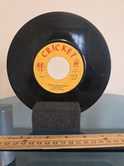 Cricket 45 RPM vinyl Frosty, The Snowman By Ken Jay And Little Christmas…