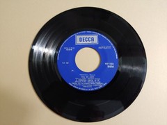 HERMINIA SILVA – A HERMINIA CANTA YE-YE 7″ 45 EP DECCA PEP 1324 PORTUGAL
