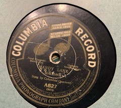 78 Rpm RCA Album. 10 Pages, some loose. 5 Records. Various Labels. Vintage.
