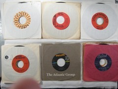 Record lot 45 rpm VG+/NM- 100+ vinyl w/ sleeves pop rock 50s/60s FREE SHIP 5M