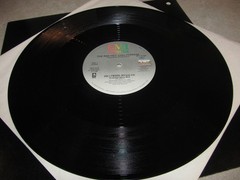 NM – Promo – RED HOT CHILI PEPPERS Hollywood (Africa) 12″ Vinyl EMI America Rock