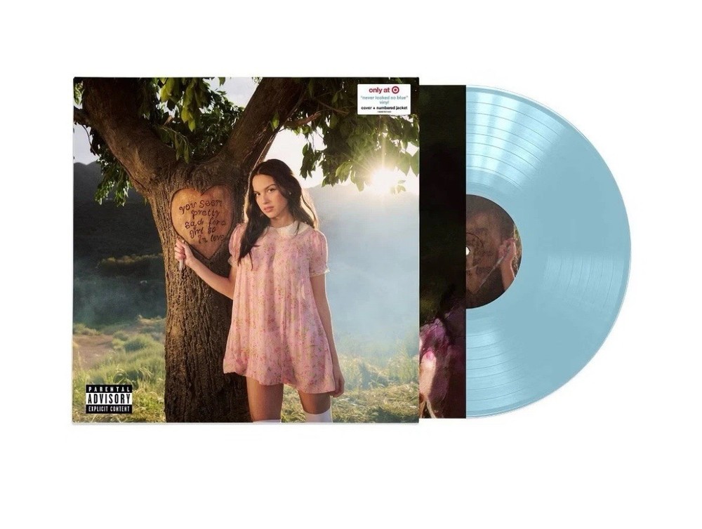 Olivia Rodrigo you seem pretty sad for a girl so in love ‘never looked