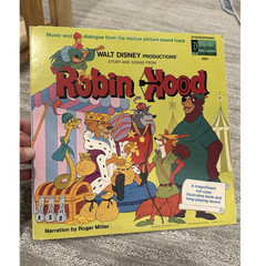 Disneyland Robin Hood Story & Songs LP Vinyl 12″ 33 RPM Original Cover/Book