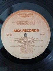 Olivia Newton-John’s Greatest Hits – 1977 MCA Records MCA-3028 Vinyl LP VG+/EX!