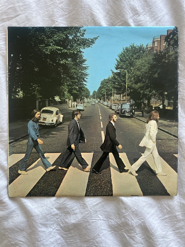 BEATLES UK 1st PRESS “ABBEY ROAD” MISPLACED APPLE SLEEVE NO HER MAJESTY VG+
