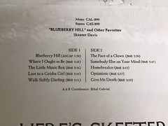 1965 Skeeter Davis BLUEBERRY HILL AND OTHER FAVORITES Vinyl Record CAL-899 MONO