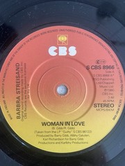 Barbra Streisand – WOMAN IN LOVE 7″ Vinyl – CBS Records Ref. S CBS 8966