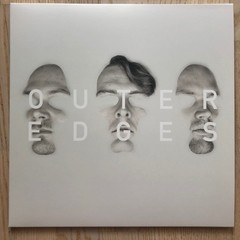 Noisia – Outer Edges – DRUM & BASS