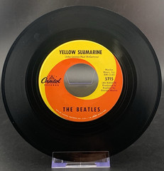 BEATLES – YELLOW SUBMARINE – ELEANOR RIGBY – Capitol 5715 45 RPM w/ PS NM! 1966