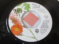 PRINCE-When Doves Cry-Strong VG to VG+(tested)-1984-Warner Bros 45