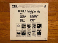 The Beatles – Yesterday and Today LP Capitol ST 2553 1976 Pressing Orange Label