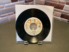 L.T.D. – Dance ‘N’ Sing ‘N’ A&M Records – 2142-S RCA Pressing, 7″