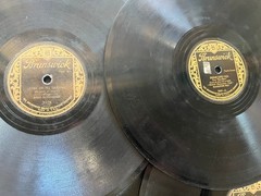 Lot of 12x BRUNSWICK pre-war 1920s-1930s Pop/Jazz/Vocal RARE!! 10″ 78rpm