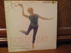Doris Day “Cuttin’ Capers” Columbia Long Playing Rec in Excellent Condition
