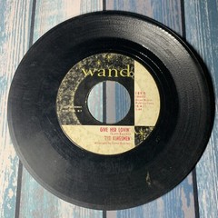 THE KINGSMEN ANNIE FANNY & GIVE HER LOVIN GARAGE ROCK NM VINYL 45