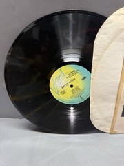 art of noise – into battle (THE VINYL MUSIC STORE)