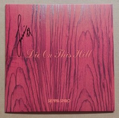SIGNED SLEEVE Sienna Spiro – Die On This Hill Orange 7″ Vinyl New