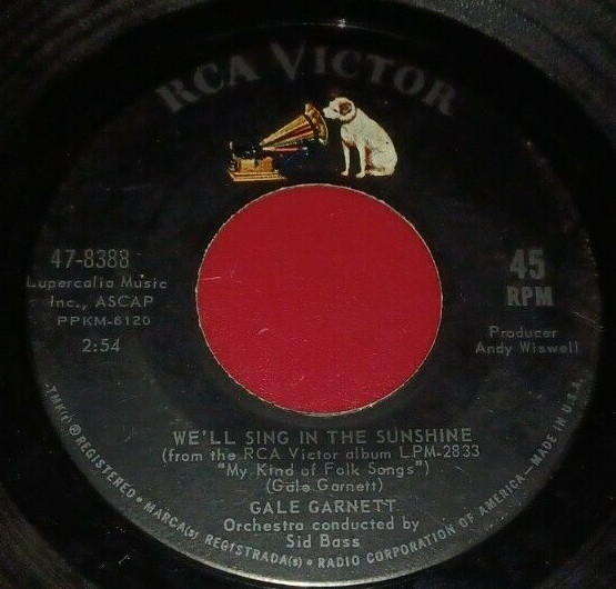 Vintage 45RPM Record : Gale Garnett We’ll Sing in the Sunshine : RCA Victor