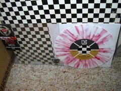 MC5/AFRIKA BAMBAATAA-Kick Out The Jams-OR.’12 NOS RSD NEW PINK/WHT.SPLATTER 45!!