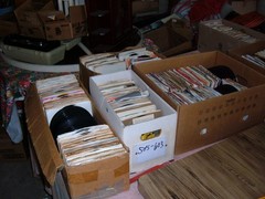 LOT OF 200 45 RPM 50’S- 60’S – 70’S – 80’S ALL STYLE