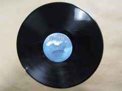 JOHNNY WINTER-NOTHIN BUT THE BLUES,PZ-34813,1977VINYL ALBUM RECORD