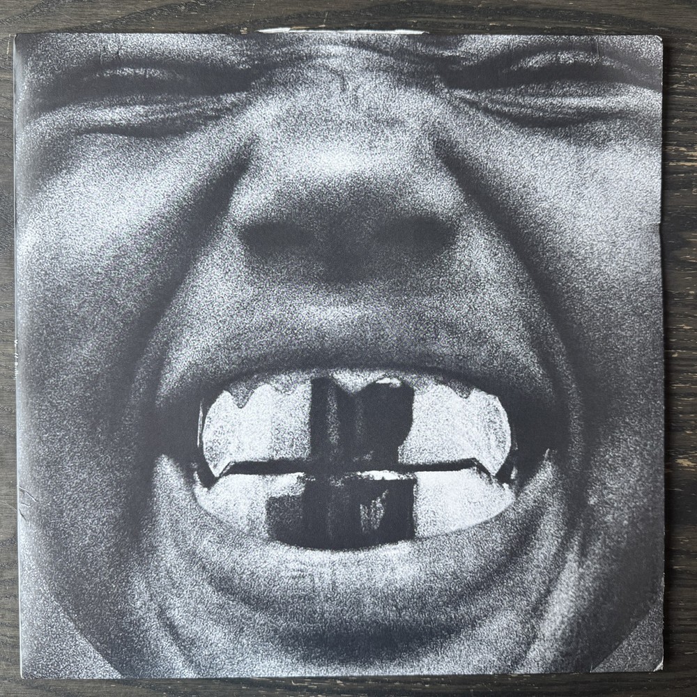 Ye – Bully LP, Album YZY, Gamma. 2026 Electronic, Hip Hop, Funk / Soul none