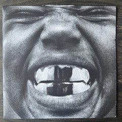 Ye – Bully LP, Album YZY, Gamma. 2026 Electronic, Hip Hop, Funk / Soul none